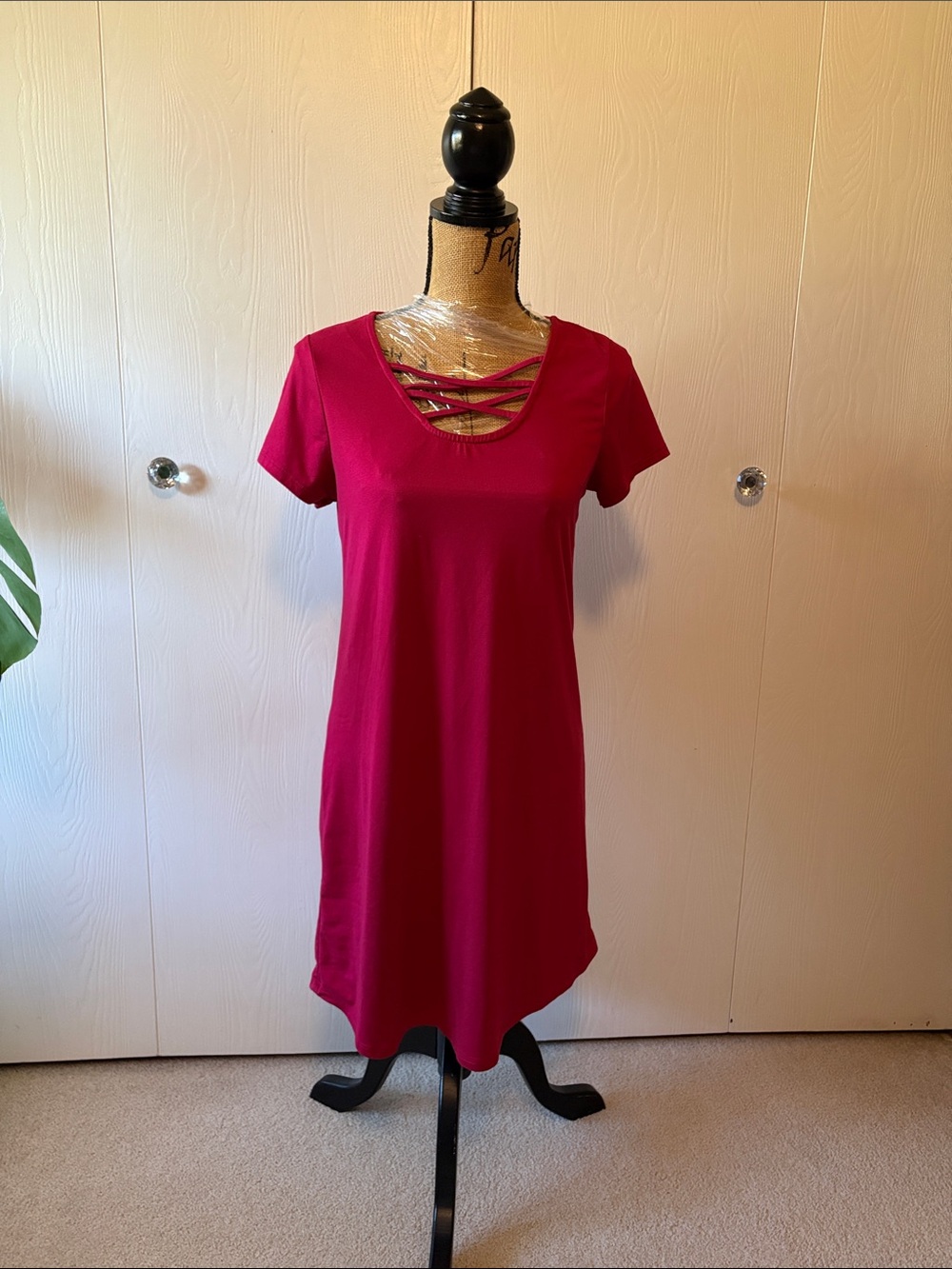Crisscross Neck Short Sleeve Modal Dress in Raspberry